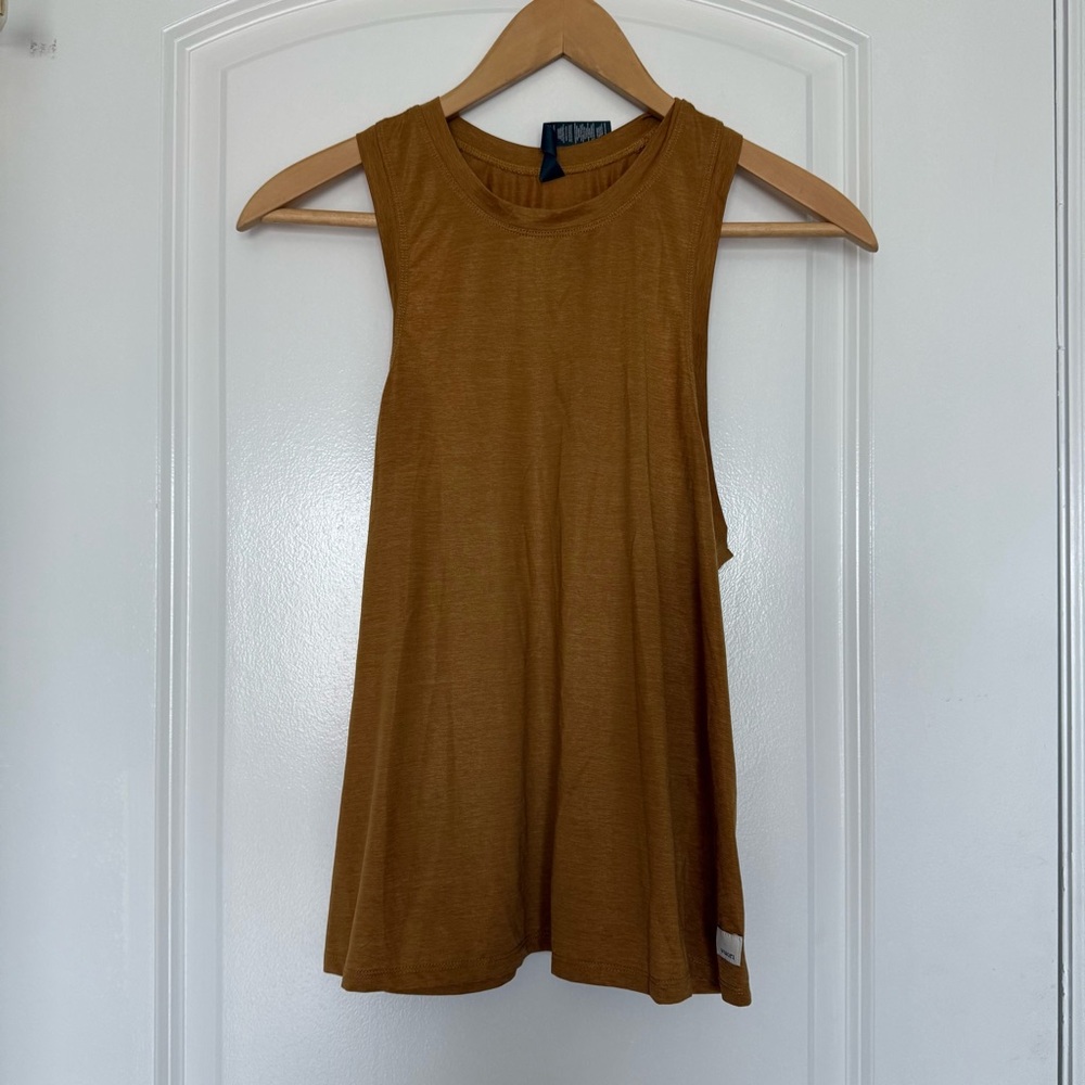 Vuori Women's Muscle Tee in Rich Mustard